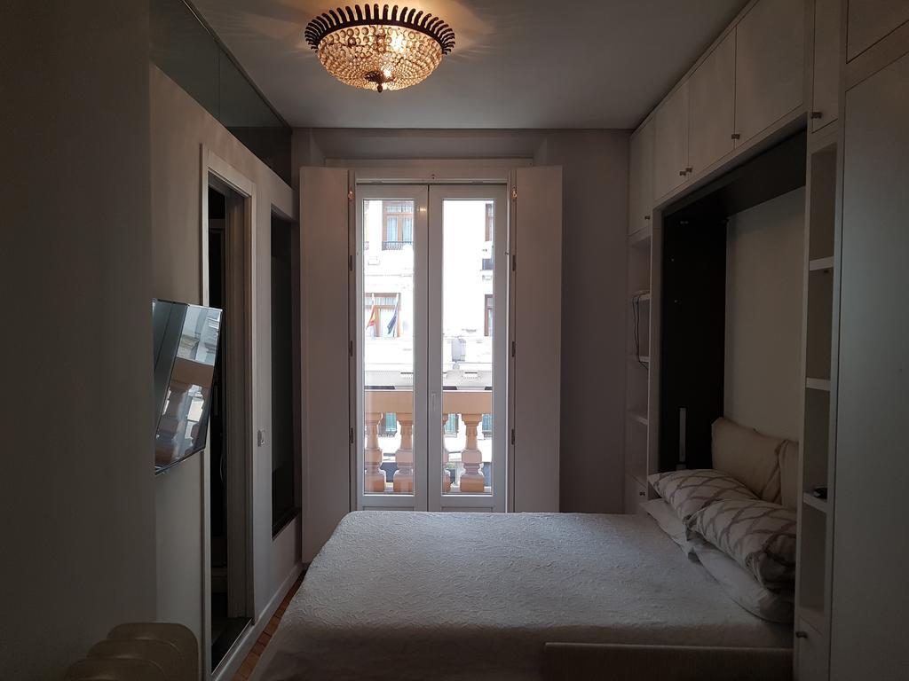 Hostal Montecarlo มาดริด ภายนอก รูปภาพ